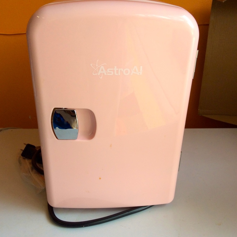 Retro Pink Portable mini fridge